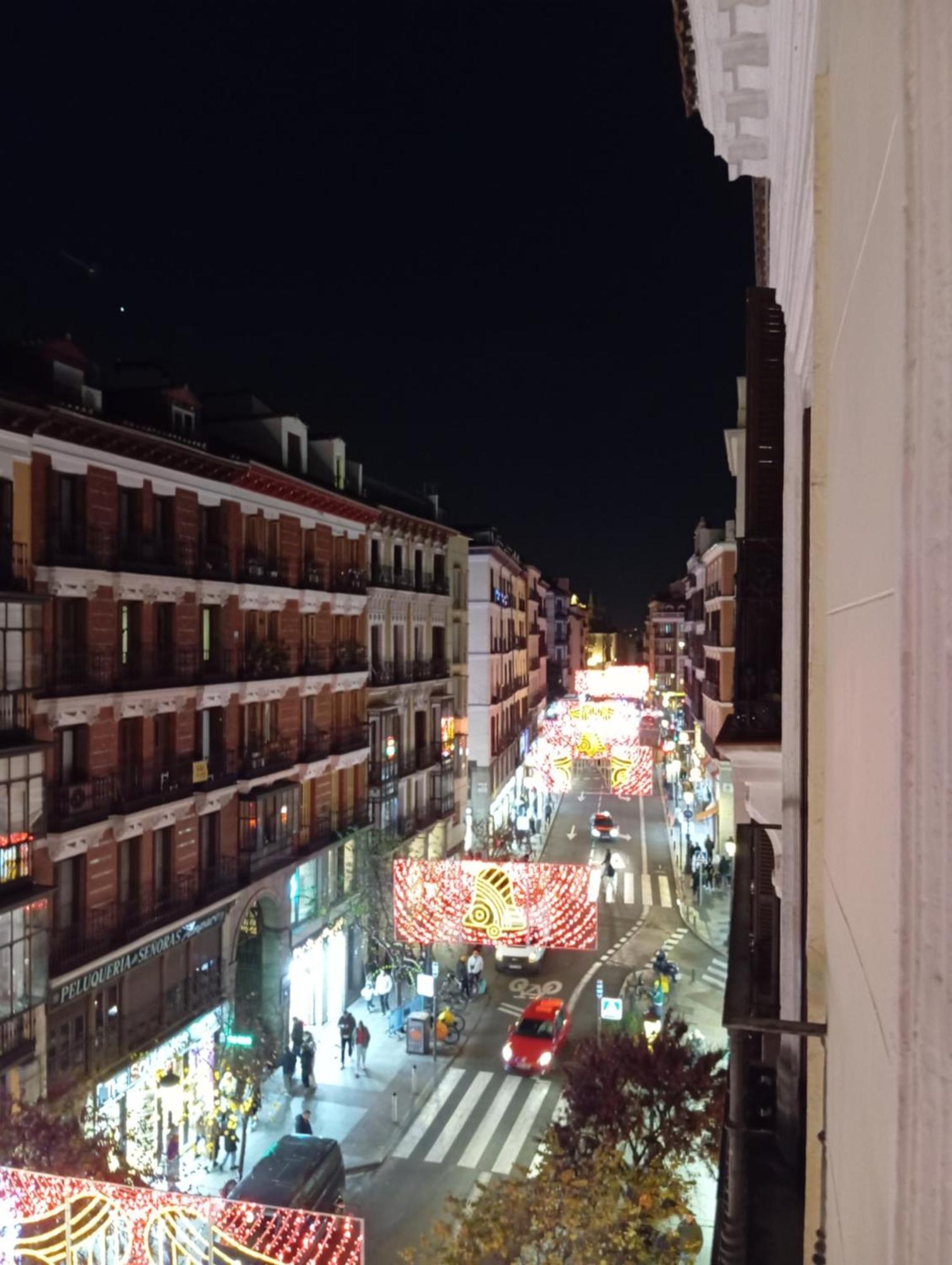 B&B Eco Cubes Madrid Exterior foto